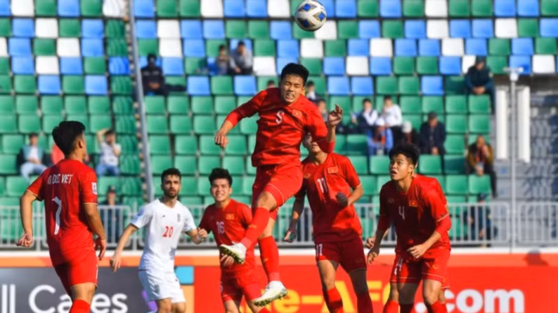 Мужская сборная Вьетнама соревнуется в группе B с командами Саудовской Аравии, Ирана и Монголии.