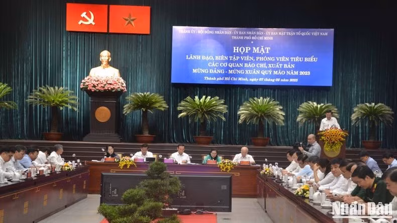 Общий вид встречи.