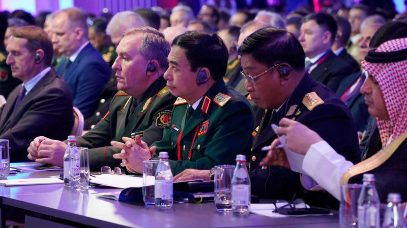 Министр обороны Вьетнама Фан Ван Жанг на церемонии открытия XI Московской конференции по международной безопасности.