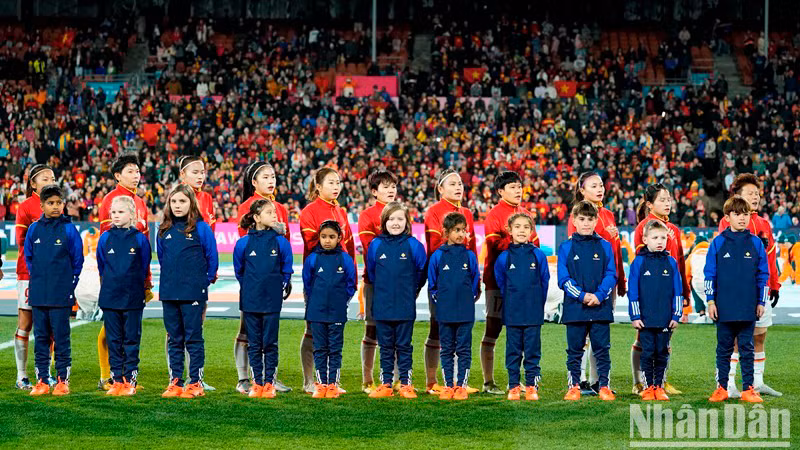 Международные СМИ высоко оценили соревновательный дух сборной Вьетнама на Чемпионате мира. Фото: До Дат