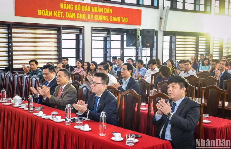 Участники митинга.