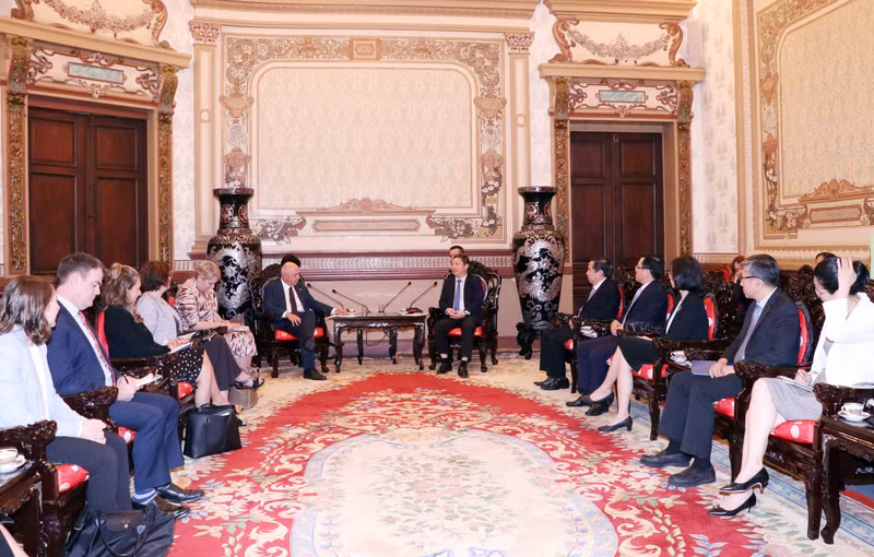 Общий вид приема. Фото: ВИА