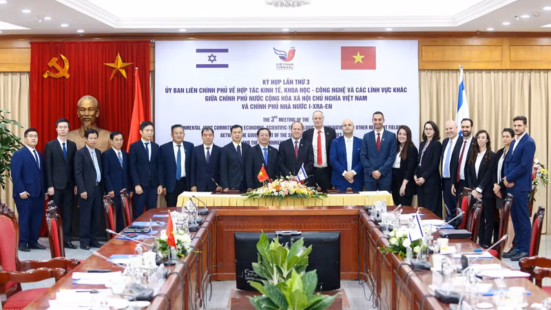 Участники 3-го заседания Вьетнамско-израильского межправительственного комитета. Фото: VGP