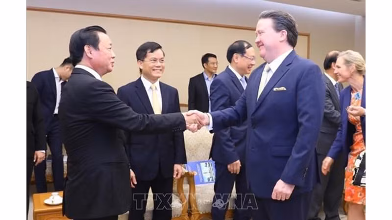 На приеме Посла США во Вьетнаме Марка Кнаппера. Фото: ВИА