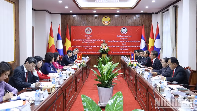 Общий вид переговоров. Фото: Чинь Зунг