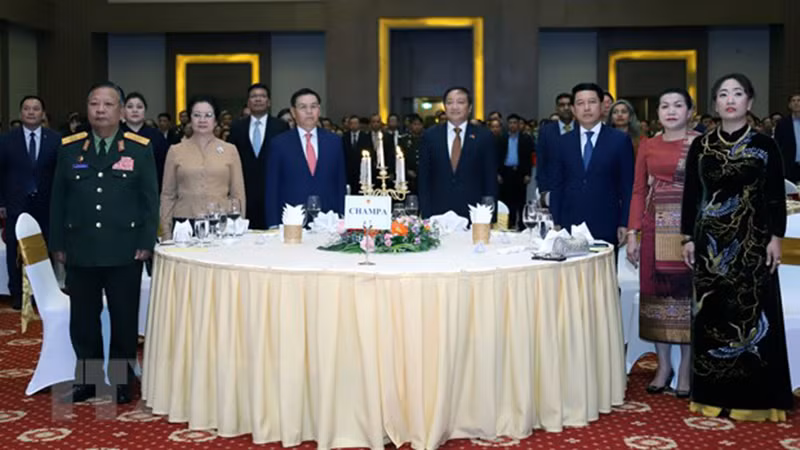 Прием, организованный Посольством Вьетнама в Лаосе. Фото: ВИА