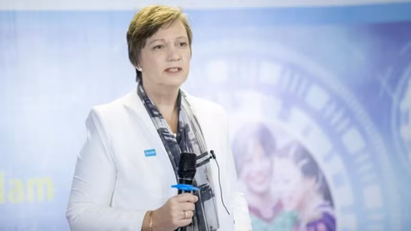 Исполняющая обязанности Постоянного координатора ООН во Вьетнаме Рана Флауэрс. Фото: UNICEF Vietnam