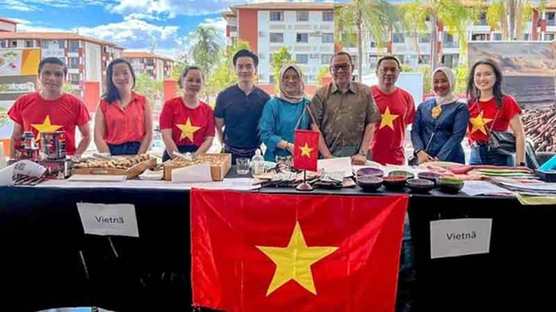 Вьетнамский стенд на ярмарке. Фото: baoquocte.vn