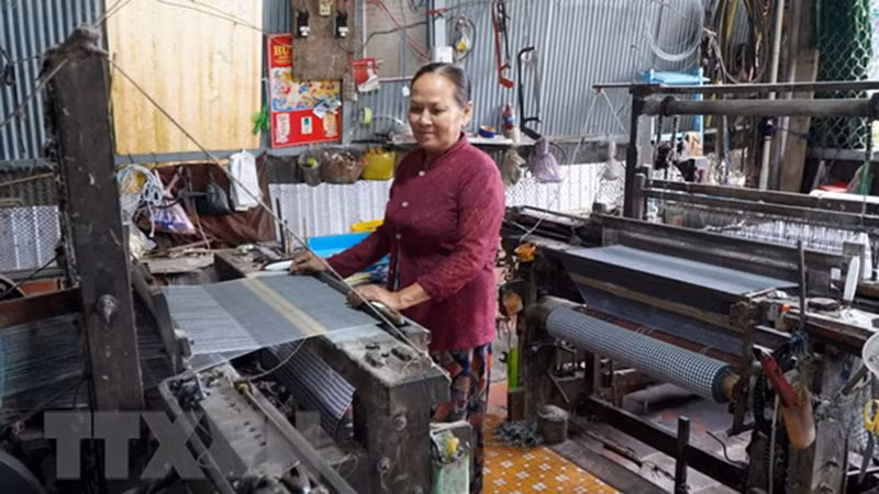 Традиционное ремесло ткачества шалей развивалось на протяжении последних 100 лет. Фото: ВИА