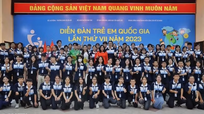 Участники форума. Фото: dantri.com.vn