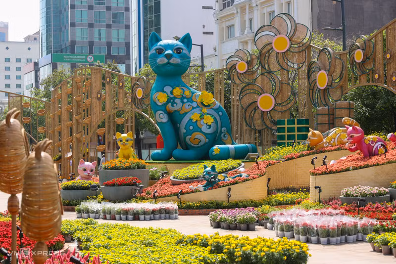 Цветочная улица Нгуенхюэ в дни Тэта. Фото: vnexpress.net