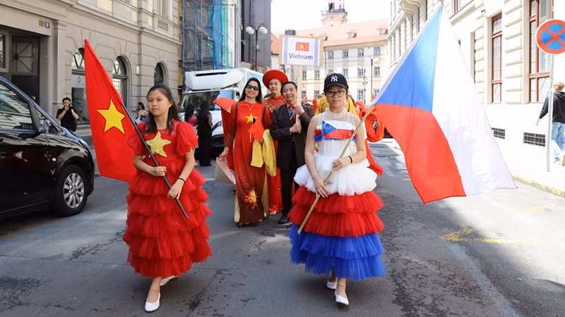 Вьетнамская делегация на фестивале. Фото: VOV