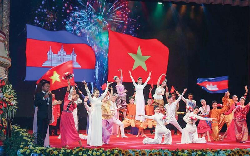 Культурный обмен между Вьетнамом и Камбоджей. Фото: VGP