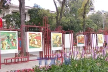 Выставка искусства, посвящённая году Лошади, привлекает посетителей в Ханое