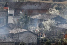 Ло-ло-чай — сказочный край на каменном плато