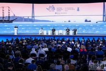 Общий вид пленарного заседания ВЭФ 2025. Фото: Суан Хынг