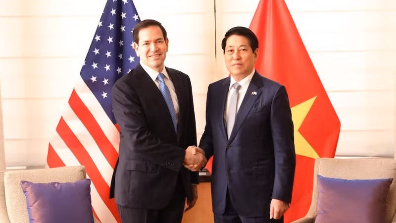 Президент Лыонг Кыонг и государственный секретаряь США Марко Рубио. Фото: ВИA