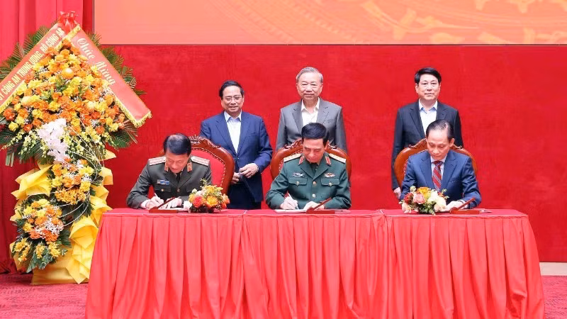 Церемония подписания Регламента координации работы.