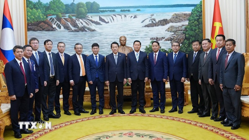 Делегации МОБ Вьетнама и Лаоса. Фото: ВИА