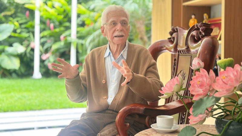 Врач Ромуло Велера. Фото: ВИА