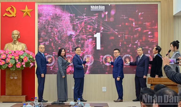 [Видео] Официальный запуск электронного издания газеты «Нянзан» на корейском языке