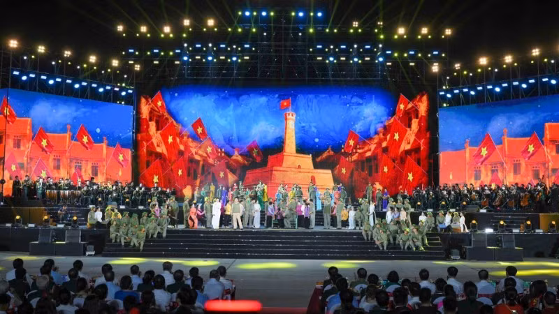 Программа призвана прославить исторические ценности, красоту культуры, высокие ценности «солдат дяди Хо».