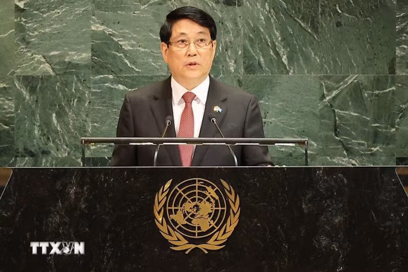 Президент Лыонг Кыонг выступает на общих прениях высокого уровня 80-й сессии Генеральной Ассамблеи ООН. Фото: ВИА