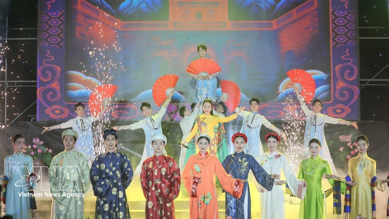 Туристический фестиваль аозая в Ханое — 2025. Фото: ВИА