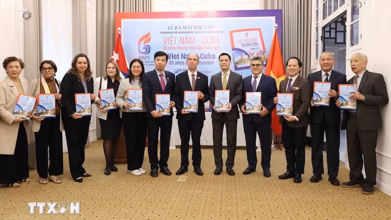 Делегаты на церемонии. Фото: ВИА