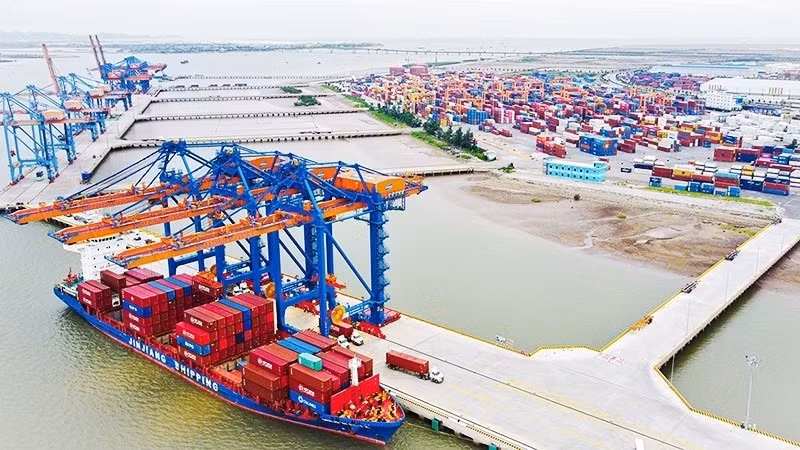 США, ЕС, Китай по-прежнему остаются рынками, на которые приходится большая часть экспортных поставок Вьетнама. Фото: Ле Минь