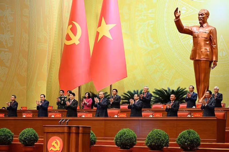 Президиум XIV съезда КПВ на открытии съезда утром 20 января.