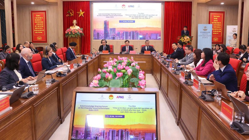 Круглый стол по обмену знаниями и представлению результатов исследования CGGI за 2025 год. Фото: Нгуен Диеп