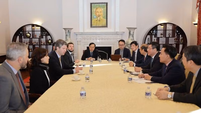 Общий вид рабочей встречи. Фото: moit.gov.vn