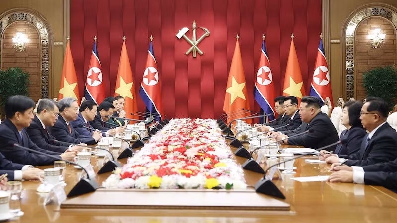 Общий вид переговоров. Фото: ВИА