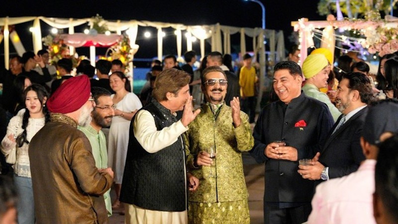 Фильм объединил участие многих актёров из Индии. Фото: ВИА