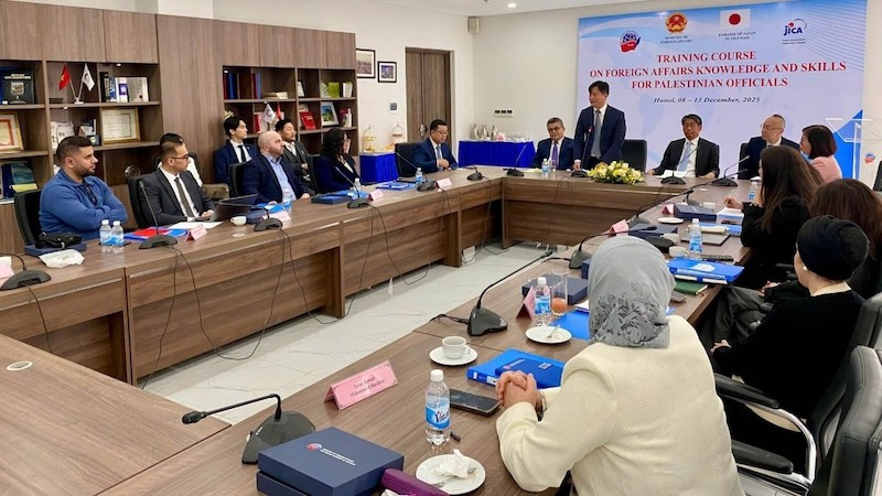 Общий вид открытия курса. Фото: baoquocte.vn