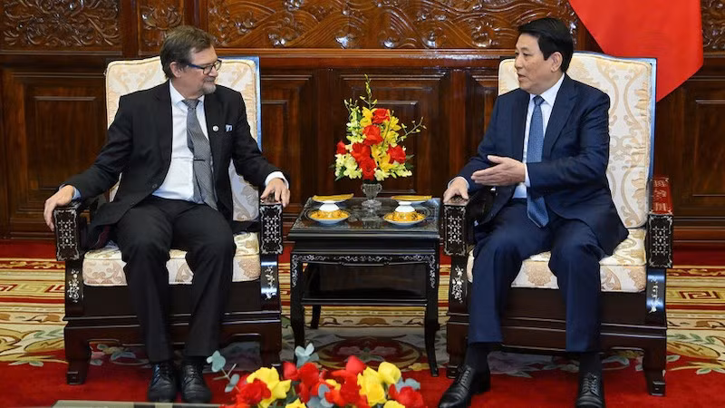 Президент Лыонг Кыонг и Посол Финляндии Пекка Воутилайнен. Фото: Тхюи Нгуен