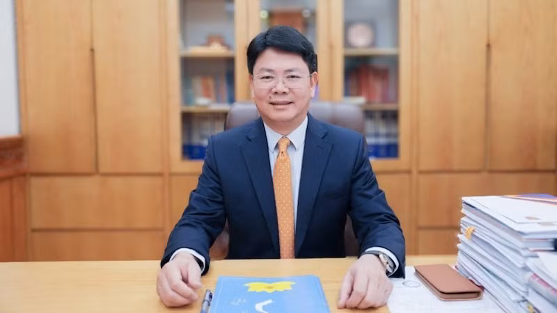 Замминистра юстиции Нгуен Тхань Тинь.