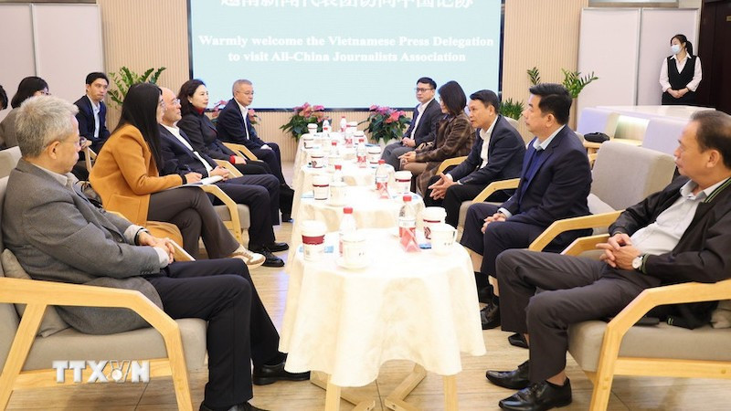 Общий вид встречи между СЖИ и ВАЖ. Фото: ВИА