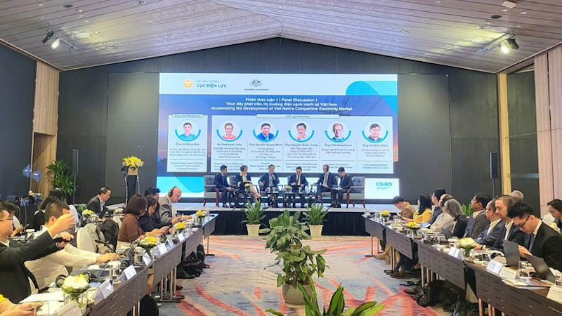 Общий вид конференции.