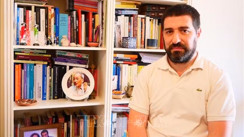 Журналист Гастон Фиорда. Фото: ВИА