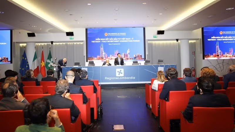 Общий вид форума.