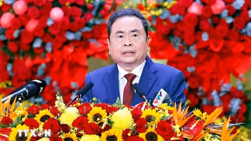 Председатель НС Чан Тхань Ман выступает на конференции. Фото: ВИА