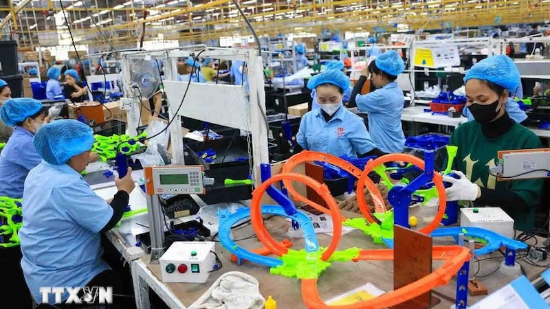 Производство детских игрушек на фабрике предприятия Billion Max Vietnam. Фото: ВИА