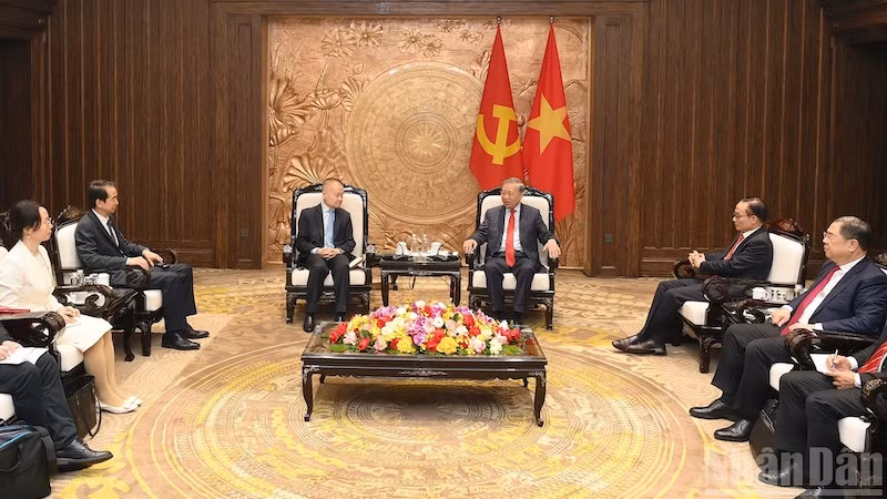 Общий вид приема. Фото: Данг Кхоа