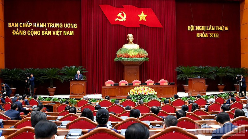 Общий вид закрытия пленума. Фото: Данг Кхоа