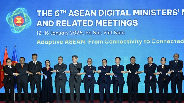 [Фото] Премьер-министр Фам Минь Тьинь принял участие в 6-й Конференции министров по цифровым вопросам АСЕАН