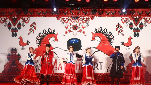 [Фото] Русские мелодии зазвучали в сердце Ханоя