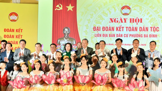 [Фото] Генеральный секретарь ЦК КПВ То Лам принял участие в праздновании Дня великого национального единства в Ханое