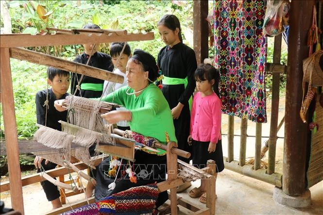 Народность Тай стремится сохранить культурную самобытность